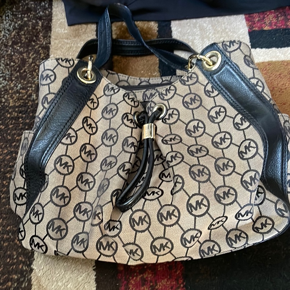 Purse